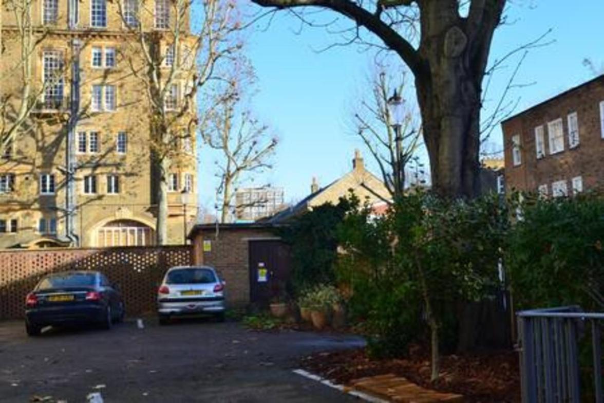 Holland Park 2 Bed Flat By Basetogo * Londra