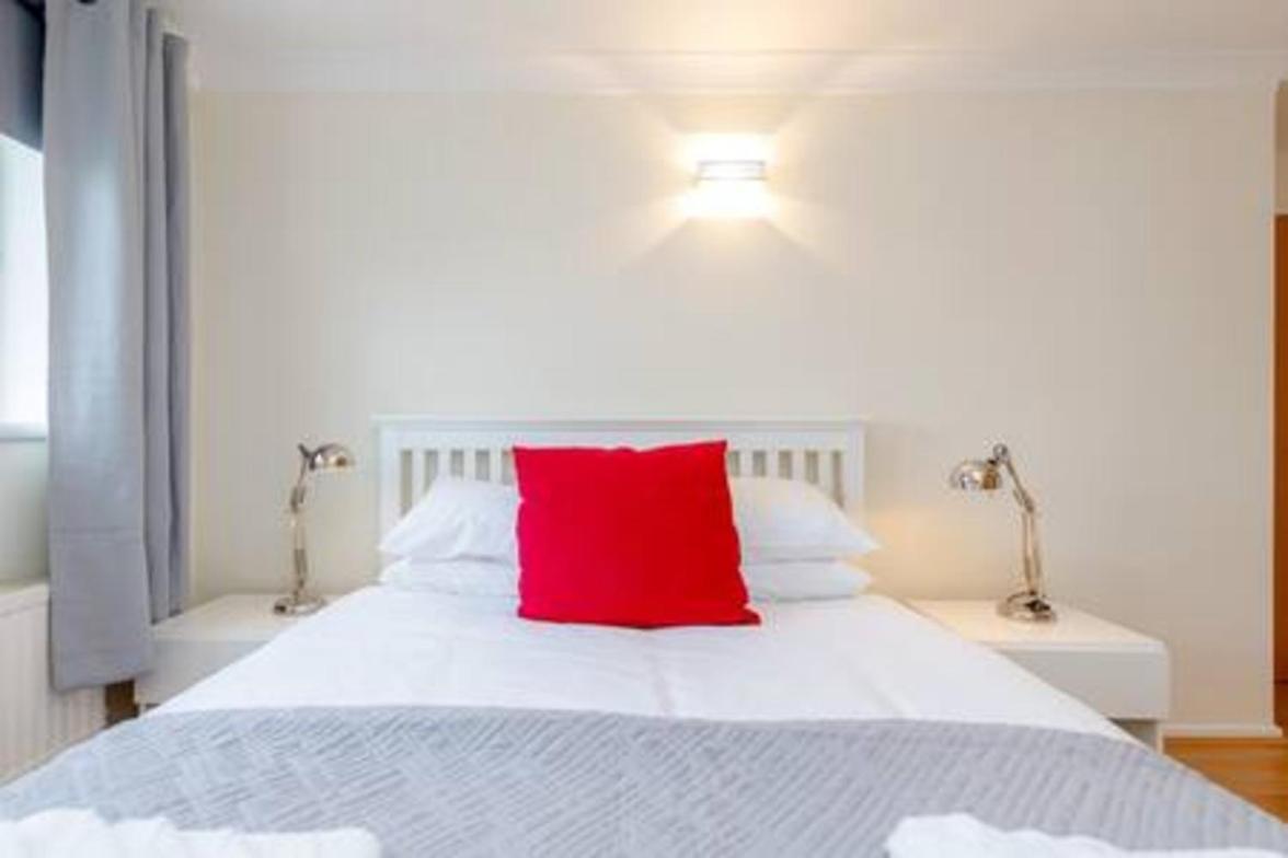 Holland Park 2 Bed Flat By Basetogo Appartamento
