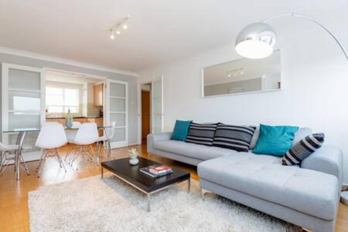Holland Park 2 Bed Flat By Basetogo Appartamento Londra