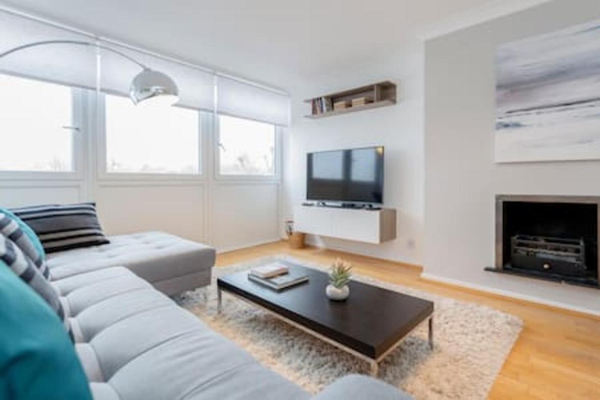 Appartamento Holland Park 2 Bed Flat By Basetogo Londra